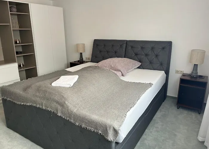 Deluxe Apartment Ella